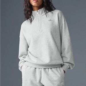 ALO Yoga Accolade 1/4 Zip Pullover - Size S - Athletic Heather Grey